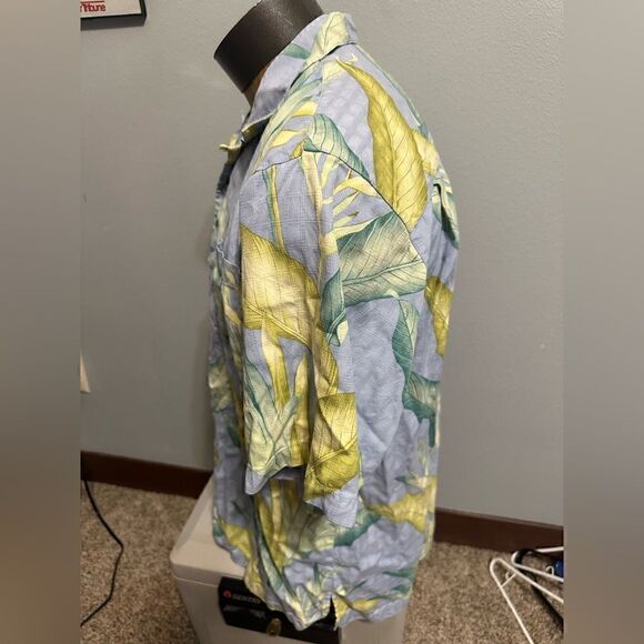 Tommy Bahama Men’s Large Silk Hawaiian Short Sleeve Shirt - Picture 2 of 5
